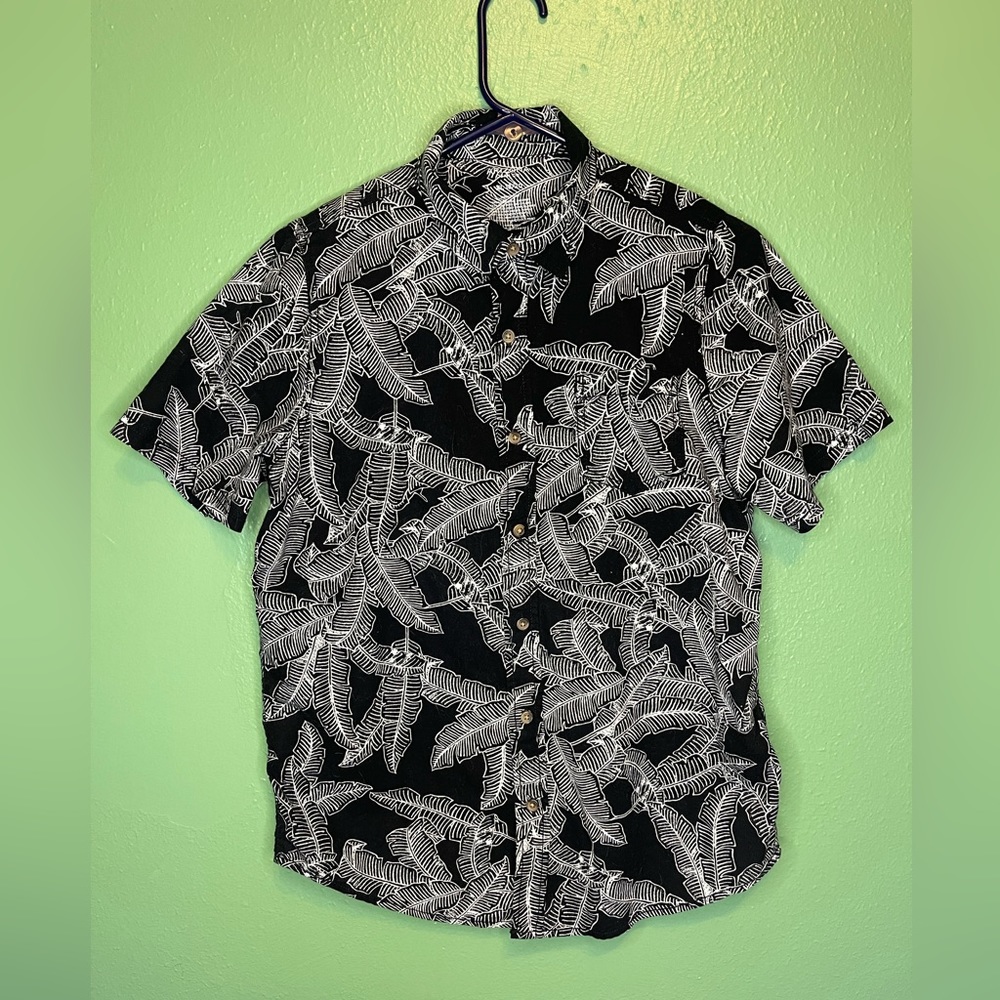 Arizona Jean Co tropical black and white button down short sleeve